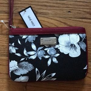 Nine West Wristlet